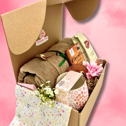 Coffee Gift Box for Her – Pink Floral Mug, Cozy Blanket, Chocolove Bar & Gold Spoon | Luxe Thank-You & Relaxation Set